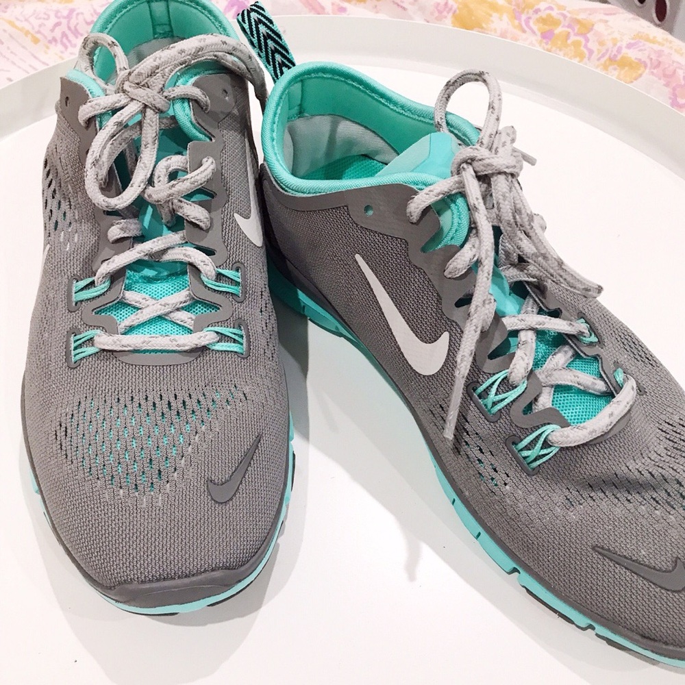 Nike Free Run 5.0 TR Fit - Picture 2 of 4